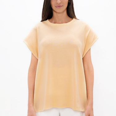 Muscat shoulder pad t-shirt in desert mist