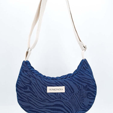 Sac demi-lune Gisèle en denim zèbre